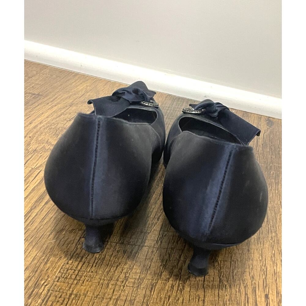 Stuart Weitzman Satin Heels Designer Navy Blue Pointed Toe Sz 8.5M - Picture 7 of 11